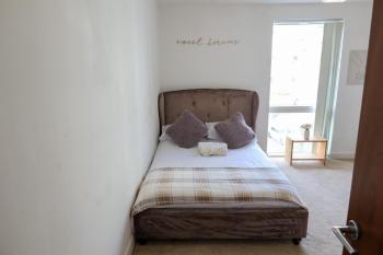 Centrally located 1BR Apt near Edg Cricket, University of Bham, Priory Hospital & Cannon Hill Park, Birmingham (fotografie 2)