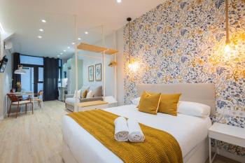 CASA FLORIT - 4 Guests with AC and WiFi near Sorolla Train Station, Valencia (foto 2)