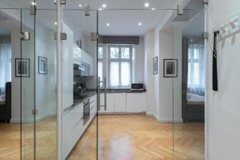 Upscale apartments in prime location near all sights, Praga (zdjęcie 3)