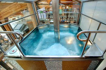 Backstage Hotel Serviced Apartments, Zermatt (photo 4)