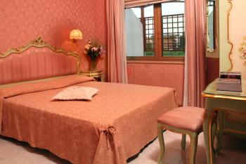Hotel Romulus, Řím (fotografie 3)