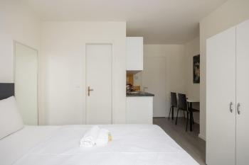 Urban Oasis with Queen Bed and View BE-53, Zurych (zdjęcie 4)