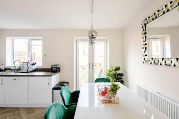 Stunning Private room in a Home - TV, Bathroom & Parking!, Manchester (zdjęcie 5)