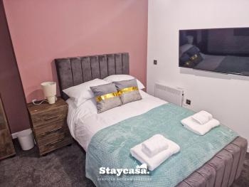 Delightful Spacious Haven With Large Driveway, Manchester (zdjęcie 5)