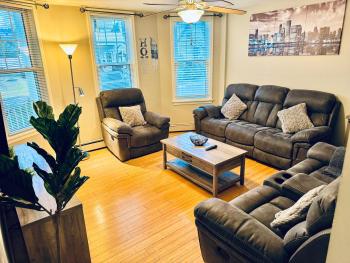 Bright, Stylish & Cozy 2Bed Unit w/Backyard & Grill Close to NYC!, Haledon (фото 4)