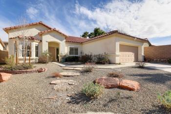 Spacious Las Vegas Home with Private Pool and Hot Tub, Las Vegas (foto 2)