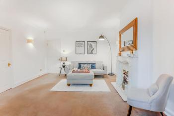 Beautiful 2Bed Apt by Hyde Park, London (photo 2)