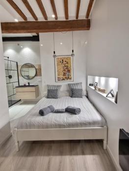 Appartement T2 Panier Vieux Port rénové, Marseille (fotografie 3)