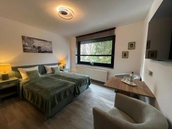 HOLI DAY SPA 2-Bett Zimmer App 3, Berlino (foto 3)