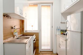 Skopje City Centrе APT near Square and Old town with 4 balconies, Skopje (foto 5)
