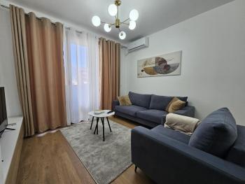 Valentino Zirkon, Tirana (photo 2)