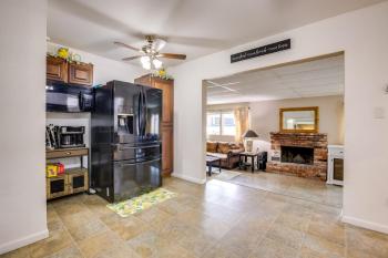 Pet-Friendly Las Vegas Home Shared Pool and Hot Tub, Las Vegas (foto 5)