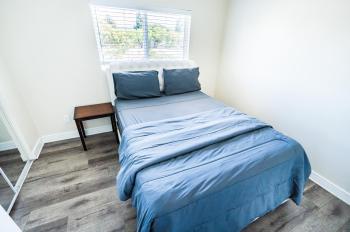 Large 2 levles 5 bedroom with 3 bathroom and 2 parking, Los Angeles (fotografie 3)