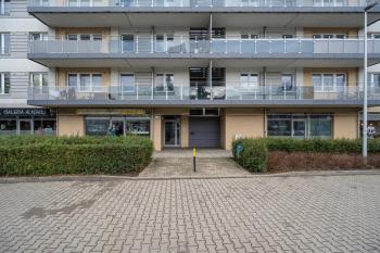 Klimasa White&Blue Apartment with Balcony in Wrocław by Noclegi Renters, Breslau (Foto 5)