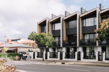 Lusso - Rooftop Views 3BR 3BTH 4 Level Townhouse, Adelaide (foto 3)