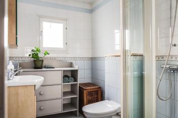 Retro Retreat with Modern Comforts, Stockholm (photo 2)