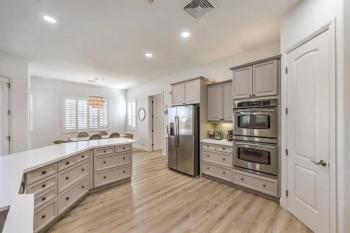 Luxury 5BR Villa Pool Hot Tub RV Friendly, Las Vegas (foto 4)