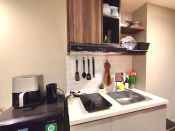 Furnished Studio, 5 mins to LRT Jabodebek Station, Kaliastana (foto 4)
