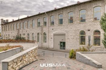 Charming loft near Old Town, Tallinn (photo 3)
