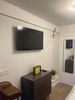 Private En-suite, Birmingham (photo 5)