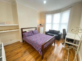 Cozy Retreat Haven, Liverpool (photo 5)