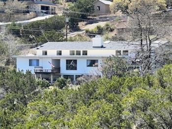 VIEWS, Canyon Lake, Newly Remodeled, Close to RIVER, BEST location, with a Fire Pit, Canyon Lake (photo 2)