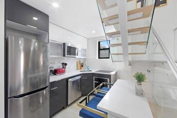 75-5C 3BR LUXURY Duplex BRAND NEW W&D Elevator, New York (photo 3)