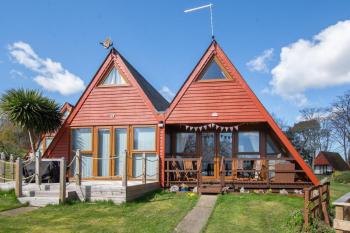 Chalet Eightyone, Deal (photo 2)