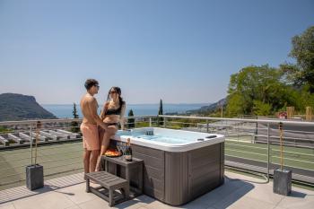 Sunset Lodge - ENJOY HOLIDAY, Garda (foto 4)