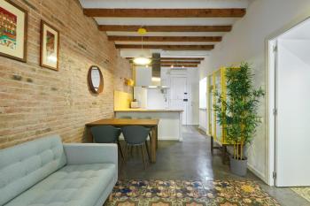 64 Apartment in a typical Barcelona's old building, Barcelona (fotografie 2)