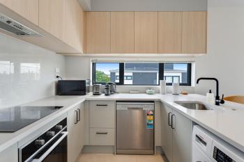 Sleek Vista Townhouse with deck and air-con, Auckland (fotografie 5)