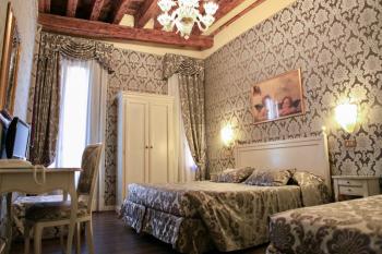 Hotel Bridge, Венеция (фото 2)