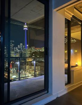 Chic 1BDR Loft with Office Space-Heart of Toronto, Toronto (Foto 5)