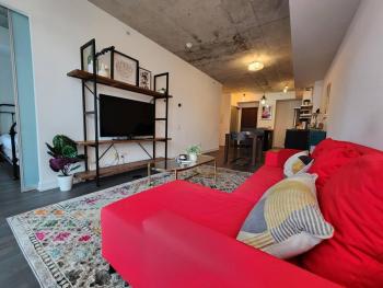 Chic 1BDR Loft with Office Space-Heart of Toronto, Toronto (Foto 2)