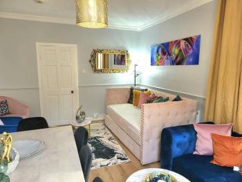 4 Bedrooms Apartment By Sensational Stay Short Lets & Serviced Accommodation, Edinburgh (photo 3)