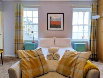 amazing apartments - Websters Land - Castle View, Edinburgh (photo 3)