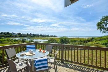 16612 - Stunning Home with Wraparound Deck Views of Bucks Creek and Nantucket Sound, Chatham (Foto 5)