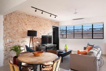 Cozy Apt. w/ Private Balcony & Great Lighting- Romanita 1, Mazatlán (foto 2)