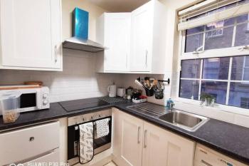 NEW Spacious & central 3bedroom apartment TV& WIFI, Dublin (fotografie 3)