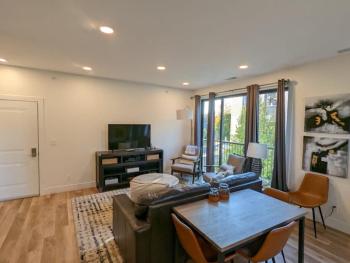 Capri Condo in Downtown Traverse City, Траверс-Сити (фото 4)