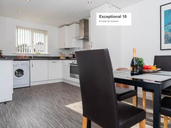 Detached 3 Bedroom House - Gaerden - Parking - Top Rated - Netflix - Wifi - 98C, Birmingham (fotografie 2)