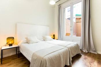 The Collection Barcelona - Bright and modern 4bedroom with terrace in Las Ramblas P2, Barcelona (fotografie 3)