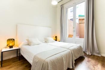 The Collection Barcelona - Bright and modern 4bedroom with terrace in Las Ramblas P1, Barcelona (photo 3)