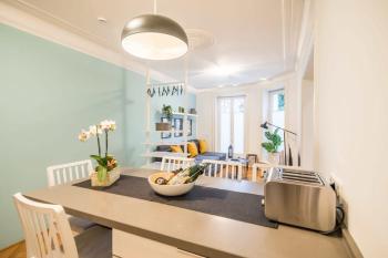 Modern Apartment Near Außenalster, Hamburk (fotografie 2)