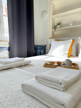 Spacious Historic Room on Rua Augusta, Lisbon (photo 5)