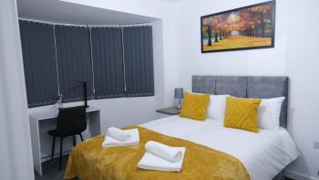 Manchester Entire 3-Bed House Sleeps 5 w Parking, Manchester (fotografie 2)