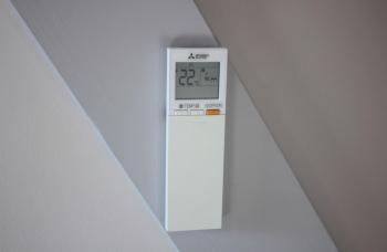 Kleine Wolke - Dachgeschoss Ferienwohnung mit Klimaanlage und Ausblick, Leipzig (photo 3)