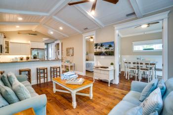 Private backyard with pool, All Bedrooms Ensuite!, Holmes Beach (foto 5)
