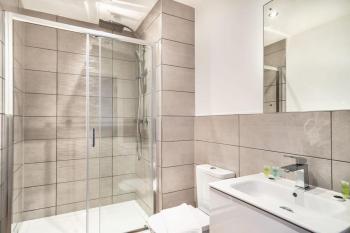 StayZeni, Alexandra Rise Manchester Roomy 1 Bed, Manchester (photo 5)