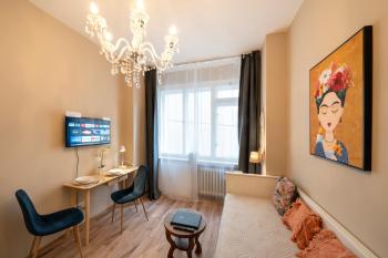 Lesser Town - Studio Apartment Petrin Tower, Prag (Foto 5)